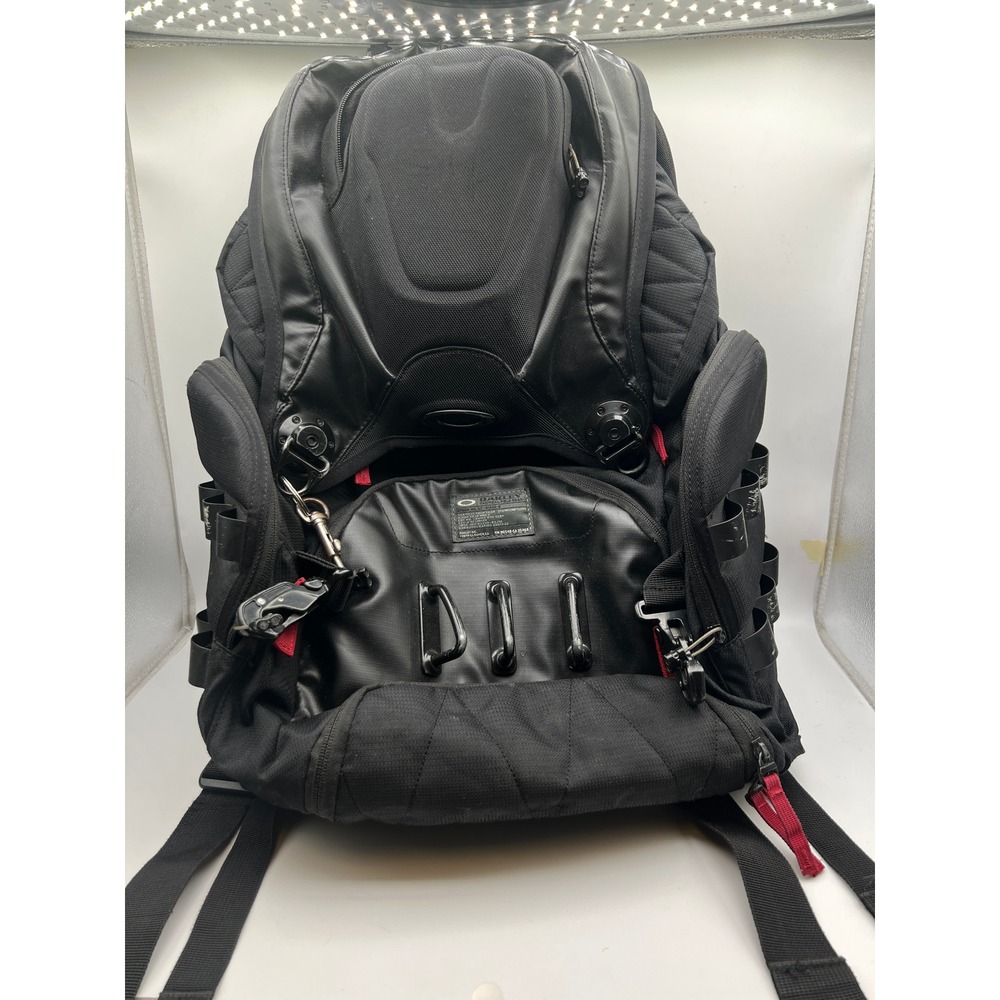 Oakley Kitchen Sink Backpack Black Tactical Field Gear Bag 92060A-001 Mens